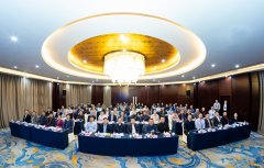 环绕人才培育、科研立异、学科结构等议入切磋